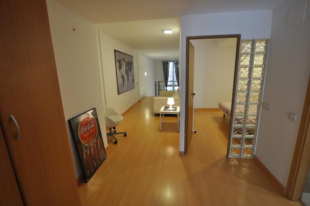 Апартаменты Apartamento Barcelona Llivia Экстерьер фото